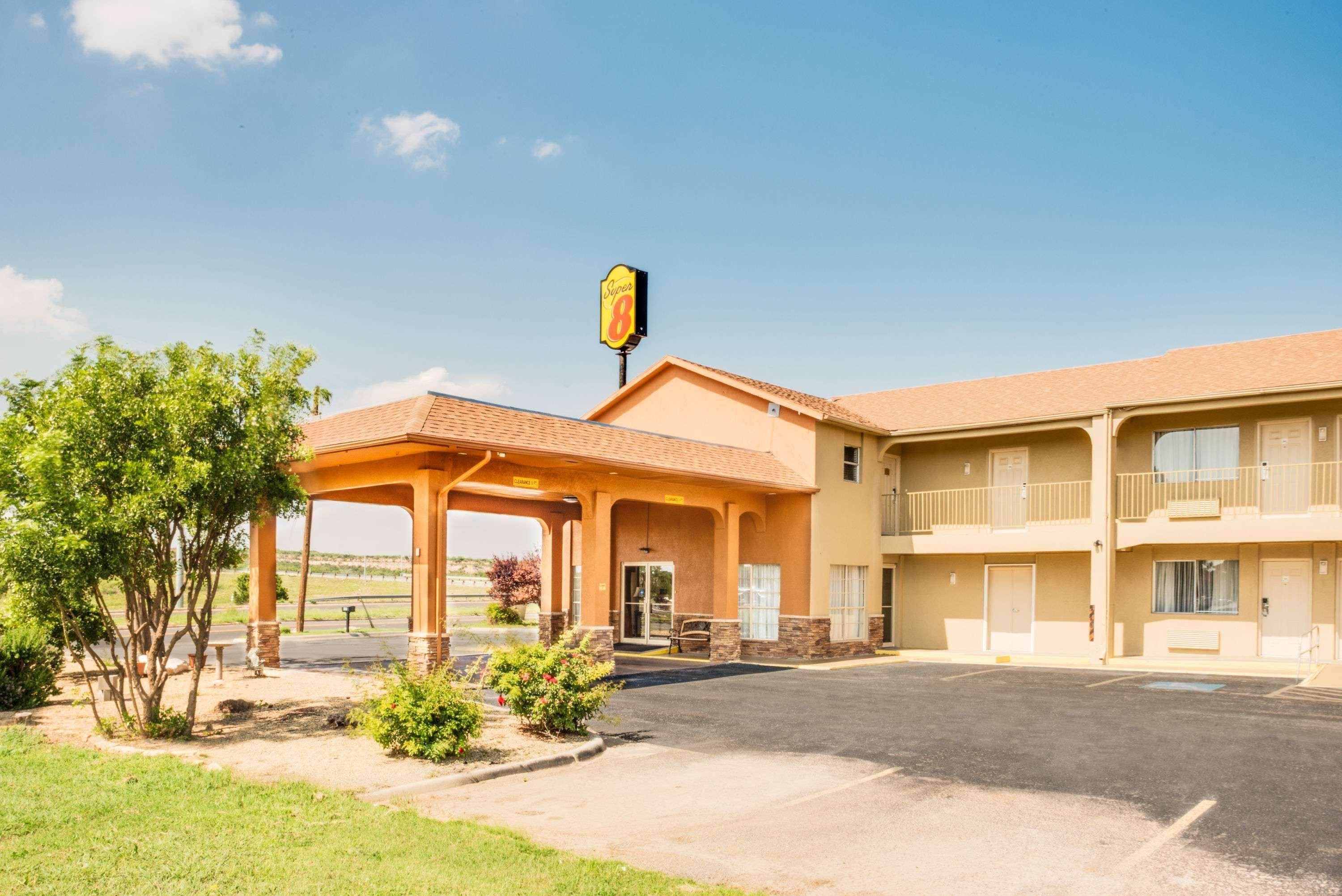 Super 8 By Wyndham Big Spring Tx Motel Buitenkant foto